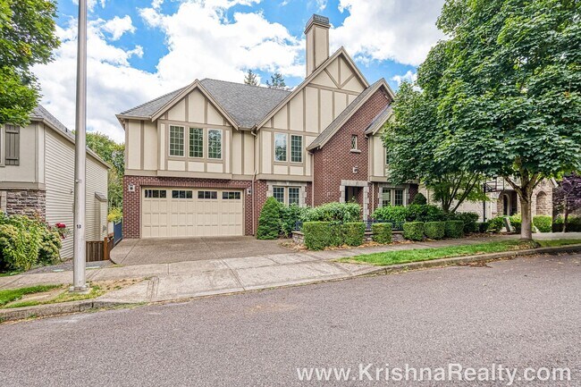 Foto del edificio - Gorgeous 6 BD* 3 BA* Single Family Home Located In Charming Arbor Meadows In Portland! **Minutes ...