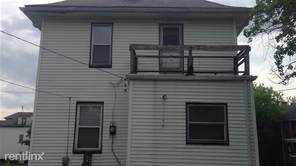 Building Photo - 10222 Goodwin St