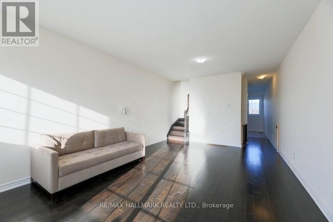 Building Photo - 3757a St Clair Ave E