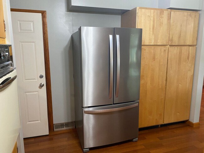 Foto del edificio - 2 Bedroom House 1.5 Baths in Willow Street