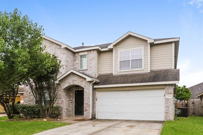 Building Photo - 15118 Sierra Ridge Dr