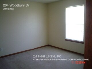Foto del edificio - 204 NW Woodbury Dr
