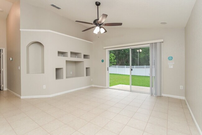 Foto del edificio - 2982 White Cedar Cir