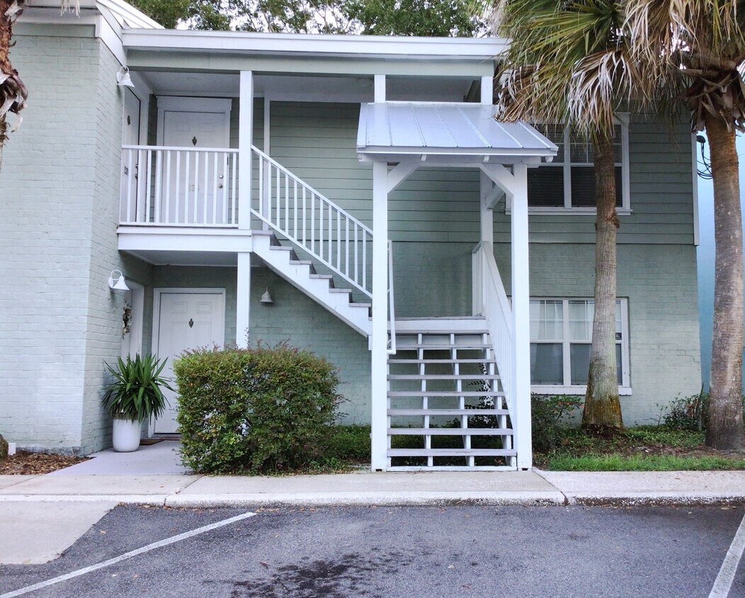 Primary Photo - Beautiful 1BR/1BA Condo in A Gated Community!