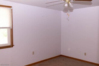 Building Photo - 1330 James Cir