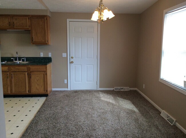 Foto del edificio - 3 Bedroom home in Lawrence Twp