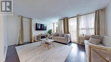 Building Photo - 50-450 Mississauga Vly Blvd