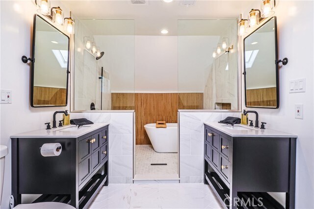 Building Photo - 721 E Verdugo Ave