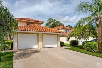 Building Photo - 655 Luisa Ln