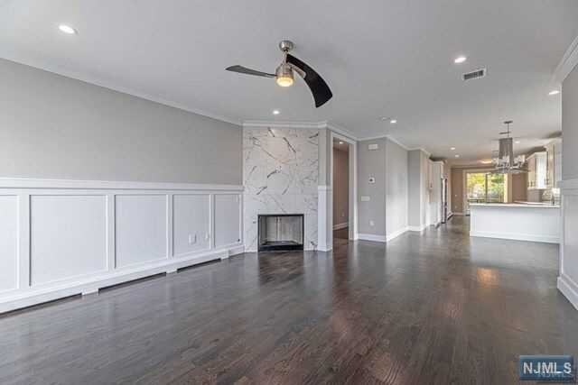 Building Photo - 126 Roff Ave