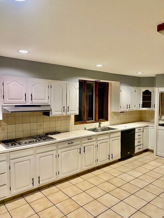 123 Clarence St, Everett, MA 02149 Townhome Rentals in Everett MA