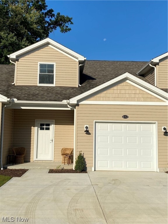 652 Treadway Blvd, Sheffield Lake, OH 44054 Condo for Rent in