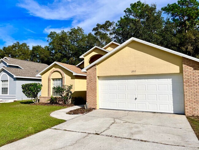 Building Photo - 3 Bedroom FOR RENT in Autumn Run (EAST ORL...