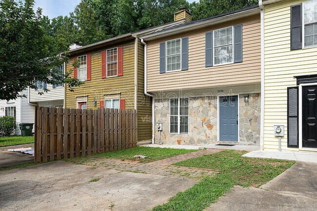 Foto del edificio - 3538 Kennesaw Station Dr