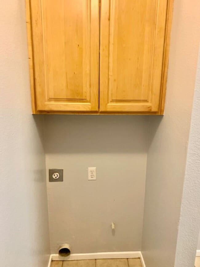 Foto del edificio - Great 1 bed 1 bath Condo in Pittsburg -- COMING SOON !!!
