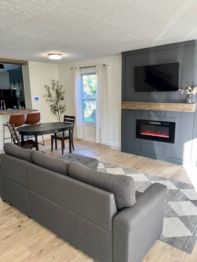 Foto principal - 3506 Steiner St