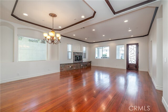 Foto del edificio - 2402 Ives Ln