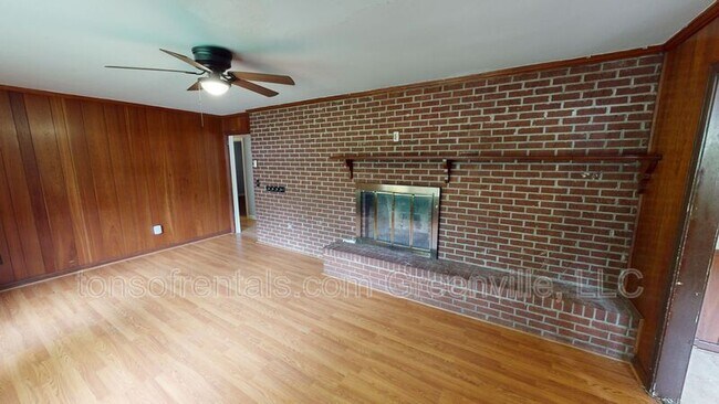 Foto del edificio - 20 Blakely Ave