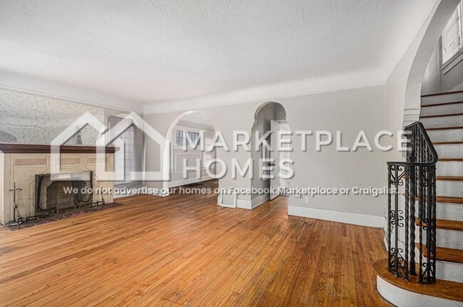 Building Photo - 13605 Griggs St