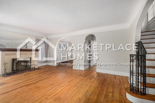 Foto del edificio - 13605 Griggs St