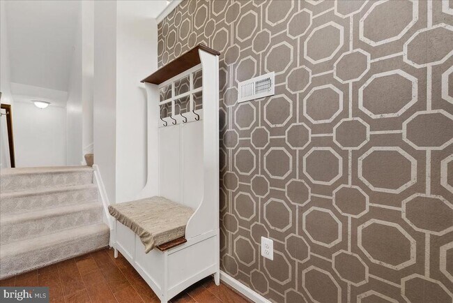 Foto del edificio - 245 Mill Crossing Ct