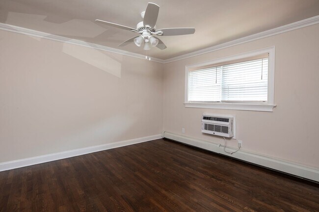 Interior Photo - Linden Apartments