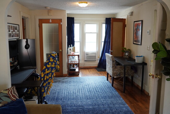 Common Area - 720 Jefferson St NE