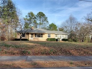 Building Photo - 1025 Pickens St
