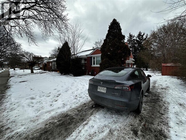 Photo du bâtiment - 2911 Dominion Blvd