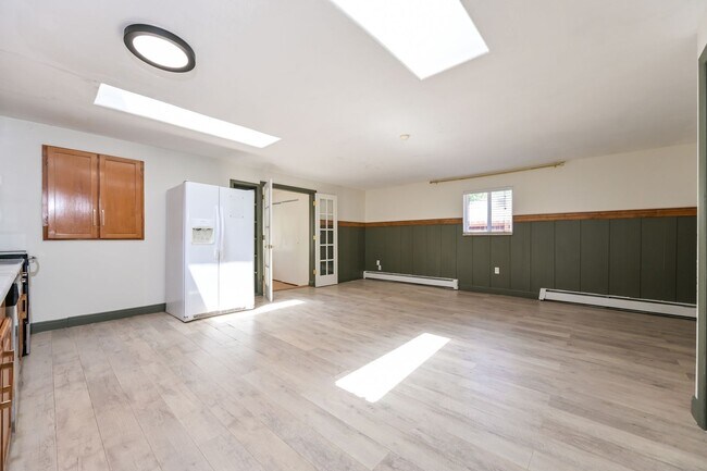 Foto del edificio - Spacious + Private 2BR/1BA in the Beautiful Golden, CO! Secluded AND Conveniently Located