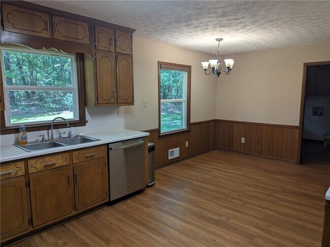 Foto del edificio - 4344 Old Suwanee Rd