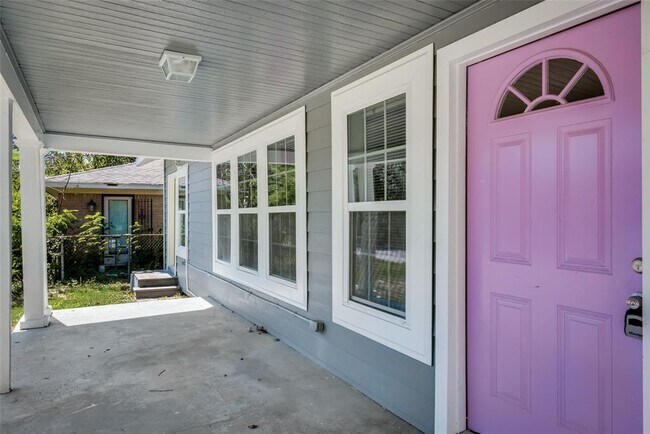 Building Photo - 507 Enid St