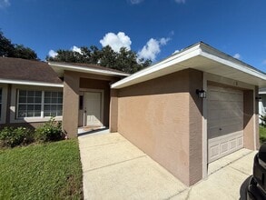 Building Photo - 8 Prospect Ln
