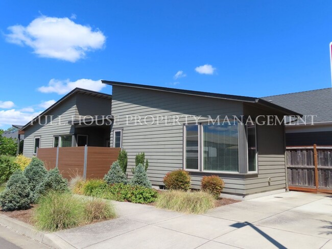 Building Photo - 1 br, 1 bath House - 1213 Little John Ln.