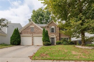 Building Photo - 1060 Lyndhurst Way