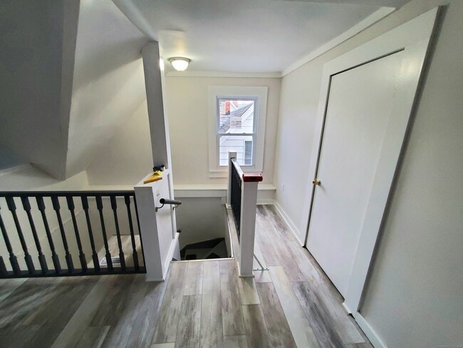 Foto del edificio - 402 Huntington St