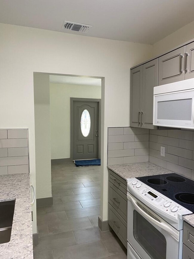 Foto del edificio - 1218 S B St