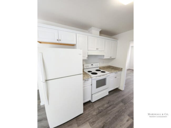 Building Photo - NEW REMODEL!!! Spacious 2br/1ba, A/C, LRG....