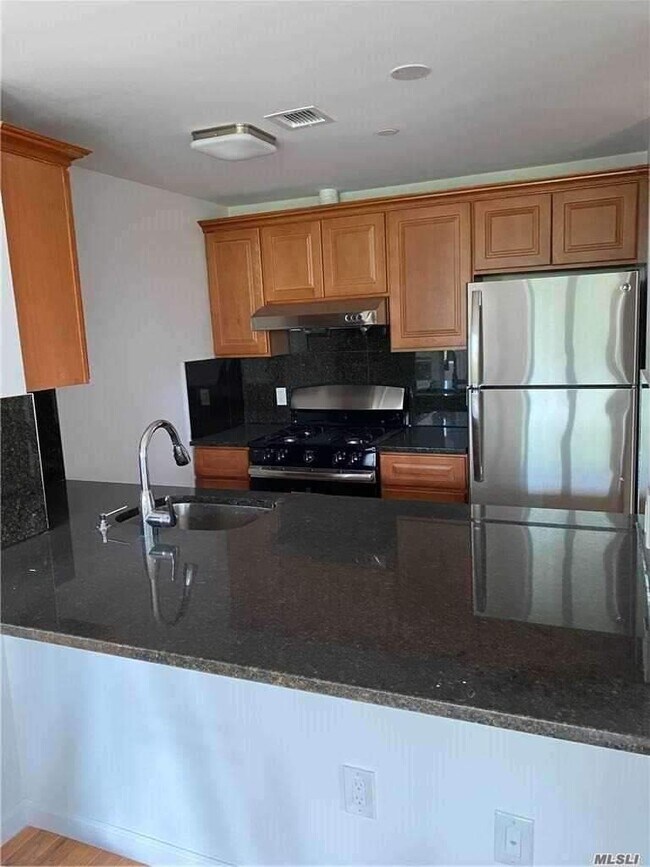 Foto del edificio - 89-14-89150 150th St