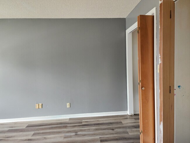 Foto del edificio - 4510 Windsor Dr