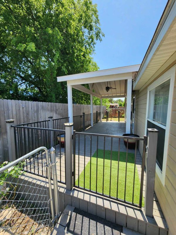 Foto del edificio - 922 Ashwood Dr