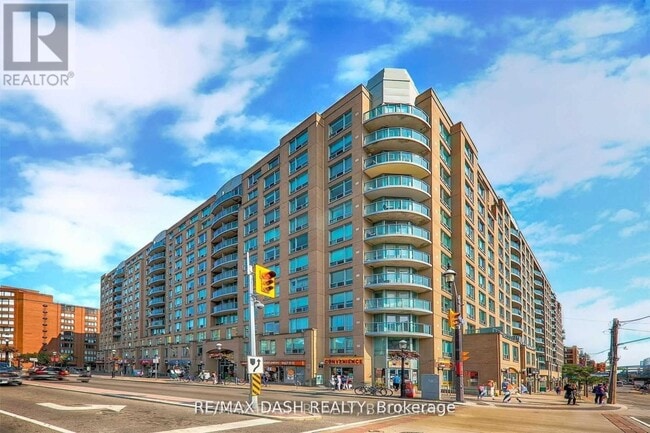 Building Photo - 109 Front St E