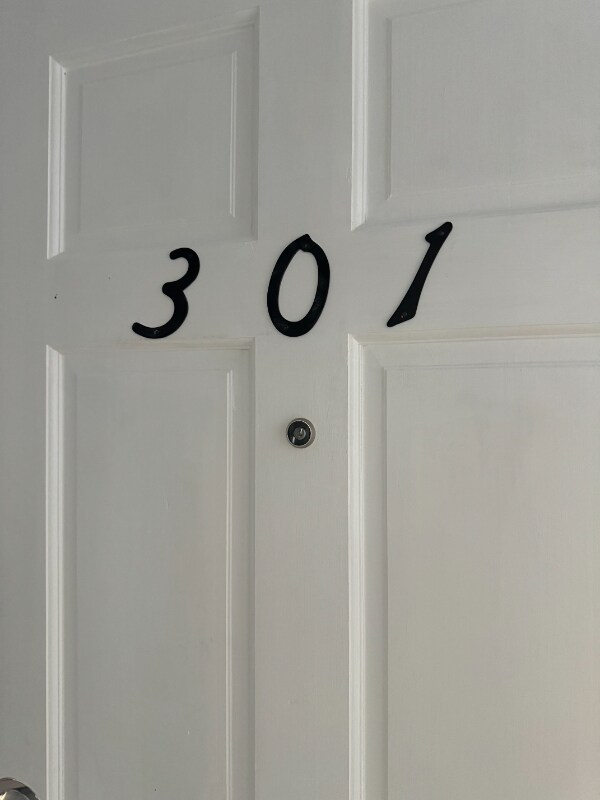 Primary Photo - 2624 N Milwaukee Ave