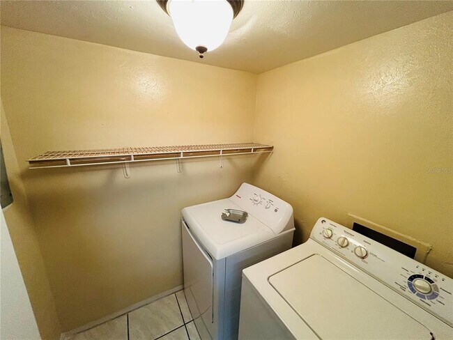 Building Photo - 4000 Dolomite St