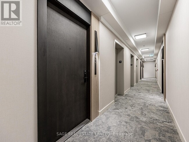 Building Photo - 20 Soudan Ave