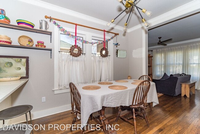 Building Photo - 3 br, 2 bath House - 204 Abiso Ave