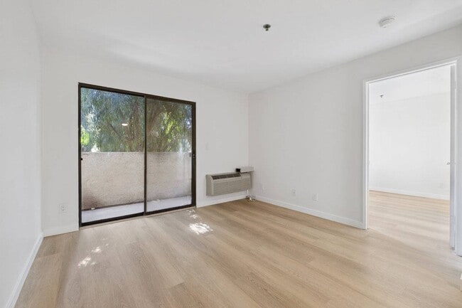 Foto del edificio - 1850 Williams St