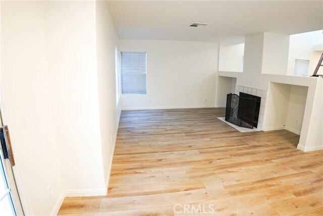 Building Photo - 77 Carriage Dr