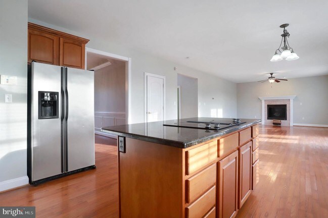 Building Photo - 10974 Sassan Ln