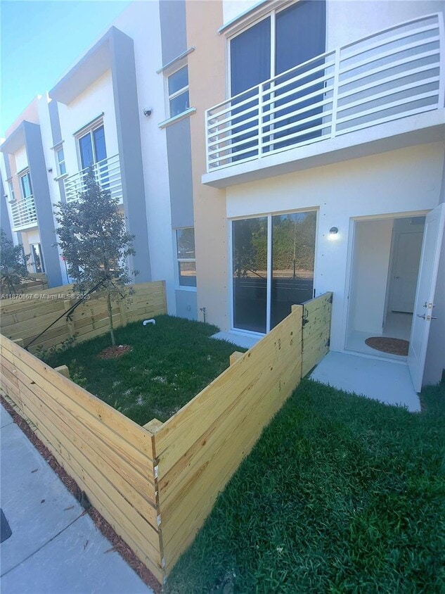 Primary Photo - 24600 SW 129th Ave